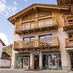 Limes Alpine Rooms 3* Livigno