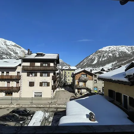 Limes Alpine Rooms Pensión Livigno