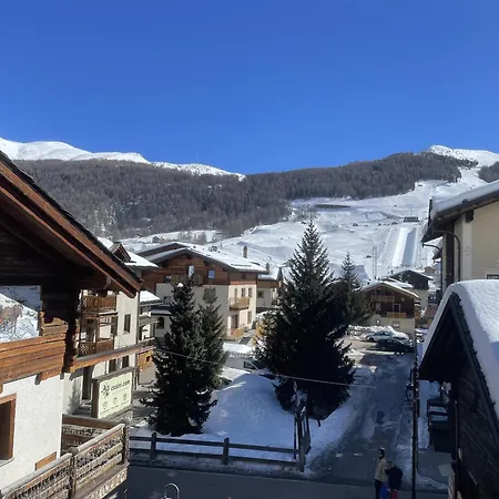 Pensjonat Limes Alpine Rooms Livigno